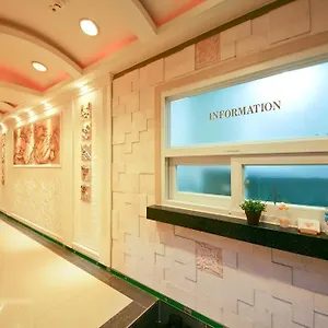  Aparthotel Rodemhouse